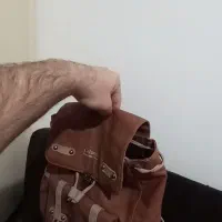 کیف چرم|کیف، کفش، کمربند|اندیشه, اندیشه فاز ۱|دیوار