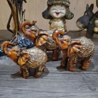 مجسمه های پلی استر