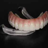 لابراتوار دیجیتال تخصصی زیرکونیوم تمام سرامیک