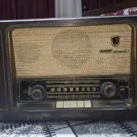 رادیو قدیمی دکوری