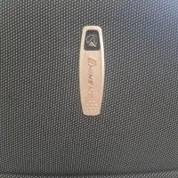 چمدان ترک سایز متوسط کاملا سالم