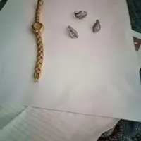 ساعت انگشتر ویک جفت گوشواره