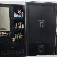 تختخواب وکمد و پاتختی و میز تلویزیون و یک جفت بوفه|تخت و سرویس خواب|دیلم, |دیوار