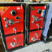 گاوصندوق در منطقه زاوه حومه ۱۲۲کیلویی