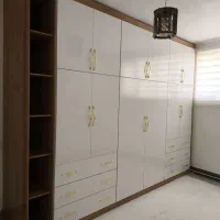 طراحی و ساخت انواع کمددیواری هایگلاس و ام دی اف