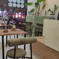اجاره مغازه ۱۱۰ متر بر اصلی معلم|اجارهٔ مغازه و غرفه|رشت, معلم|دیوار