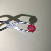 یاقوت توپاز سفید و ابی یاقوت کبود