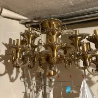 لوستر به همراه دیواری