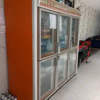 یخچال شیش در صنعتی