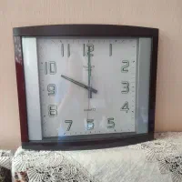 ساعت دیواری