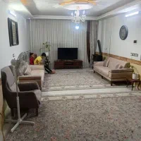 اپارتمان ۷۵ متری طبقه دوم روی مغازه