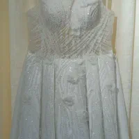 فروش تعدادی لباس عروس و تور سر کاملا تازه|لباس|رشت, جانبازان|دیوار