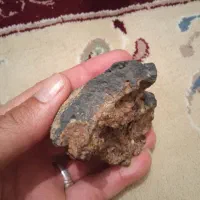 بسیار شبیه شهاب سنگ آیرونی استونی