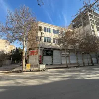 مغازه پنجاه متری بر اصلی