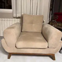 مبل نیم ست ۵ نفره در حد نو بسیار نو|مبلمان خانگی و میز عسلی|کرج, فاز ۳ مهرشهر|دیوار