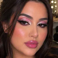 میکاپ .شینیون . مژه