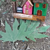 جاکلیدی چوبی طرح کلبه|صنایع دستی و سایر لوازم تزئینی|نیشابور, شهرک ولیعصر|دیوار