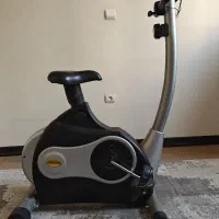 دوچرخه ثابت حرفه ای