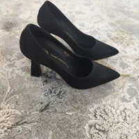 کفش مجلسی|کیف، کفش، کمربند|شاهین دژ, |دیوار