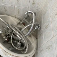روشویی و شیر آلات