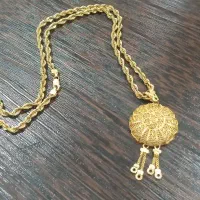 طلا ۱۰۰ بالای تابلو|جواهرات|دوگنبدان, |دیوار