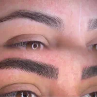 تخفیف ویژه آرایش دائم میکروبلیدینگ رژلب خط لب