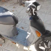 پاکشتی سوزوکی لتس فور