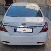 جیلی امگرند۷ تمیز بی رنگ