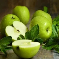 سیب بهاری بدون خرابی
