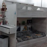 تخت  دو طبقه