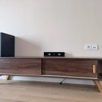میز تلویزیون برند چوب سنگ‌