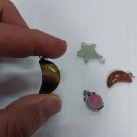 گردن آویز سنگی|جواهرات|اراک, |دیوار