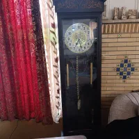 ساعت ایستاده کاملا سالم