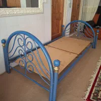 تخت خواب فلزی