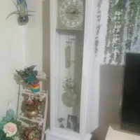 ساعت ایستاده سفیددوعددباطری میخوری فروش فوری