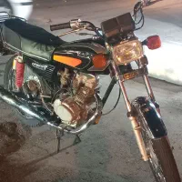 هندا ۱۲۵مدل ۹۲ ساوین