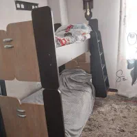 سرویس خواب ۲ طبقه سالم همراه کتابخانه ومیز تحریر|تخت و سرویس خواب|اسلامشهر, شهرک قائمیه|دیوار