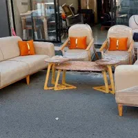 مبل گودرزی