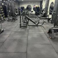 استخدام نیروی خدماتی