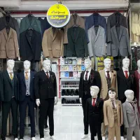 فروشنده آقا برای پوشاک