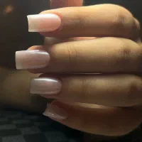 کاشت ناخن با آموزش تخصصی و تضمینی