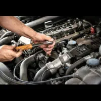 تعمیرگاه مکانیکی برق انواع خودروهای چینی و ایرانی