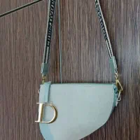 چندعددکیف|کیف، کفش، کمربند|رشت, فلسطین|دیوار