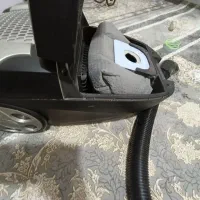 جارو برقی ال جی ۲۴۰۰ وات سالم در حد نو|جاروبرقی، جارو شارژی، بخارشو|نورآباد, |دیوار