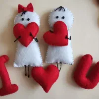 عروسک و دسته کلید