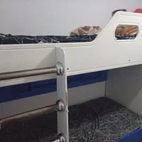 تخت دو طبقه