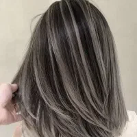 مدل خانم رنگ و مش و کوتاهی