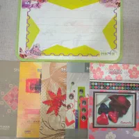 ۵ عدد دفتر و تخته وایت برد