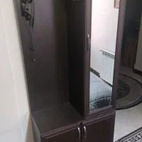 جاکفشی و چوب لباسی