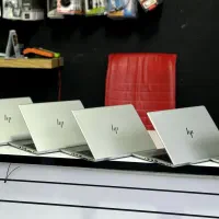 لپتاپ بدنه فلزی hp در حد نو/ اقساطی بلند مدت|رایانه همراه|تبریز, |دیوار